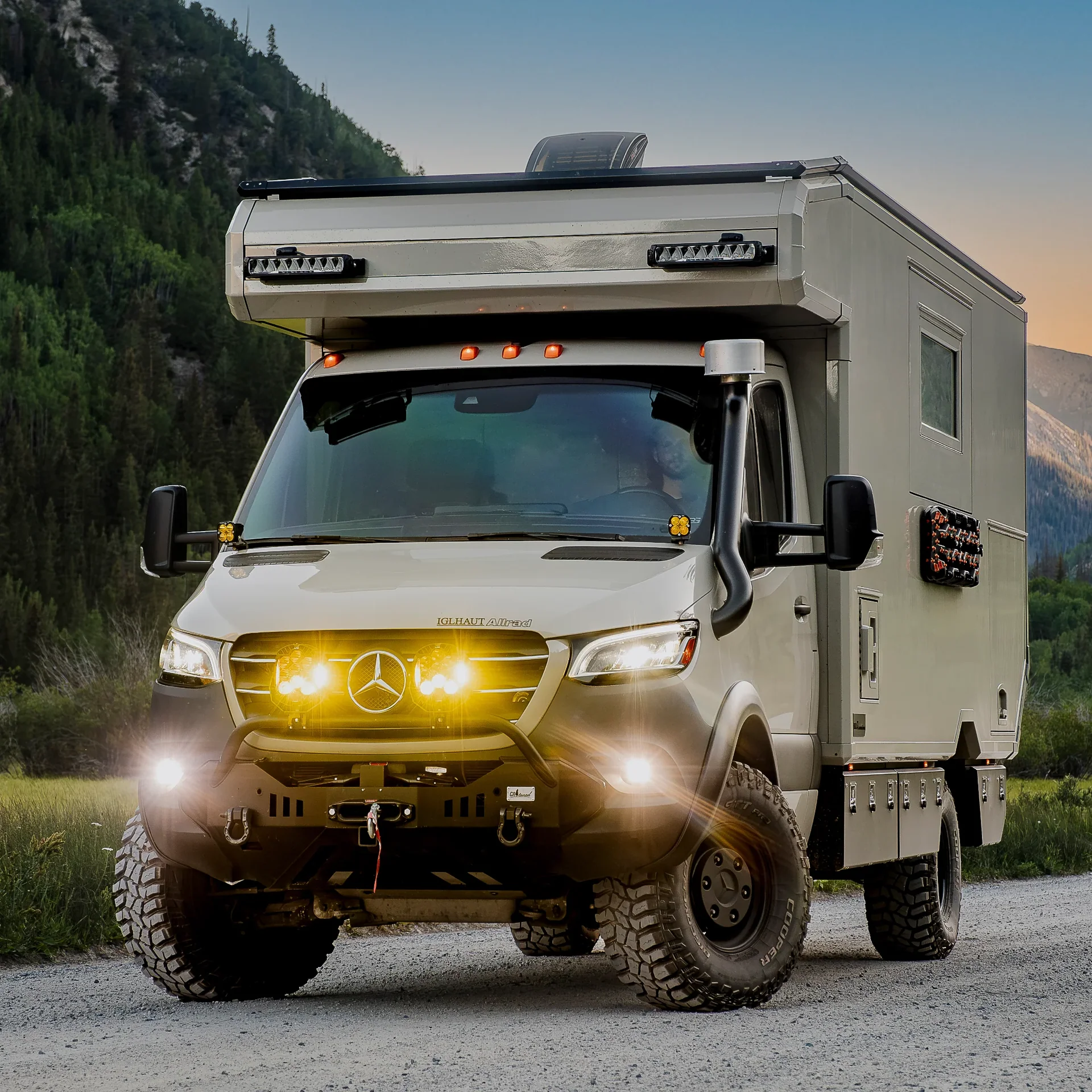 Expedition Vehicle Builds