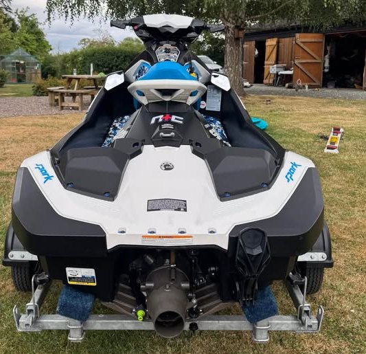 Seadoo Spark 2020 2 up with extras - Image 4