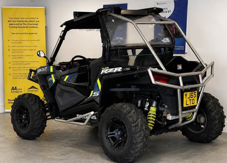2016 Polaris rzr-xp le petrol 900 automatic - Image 3