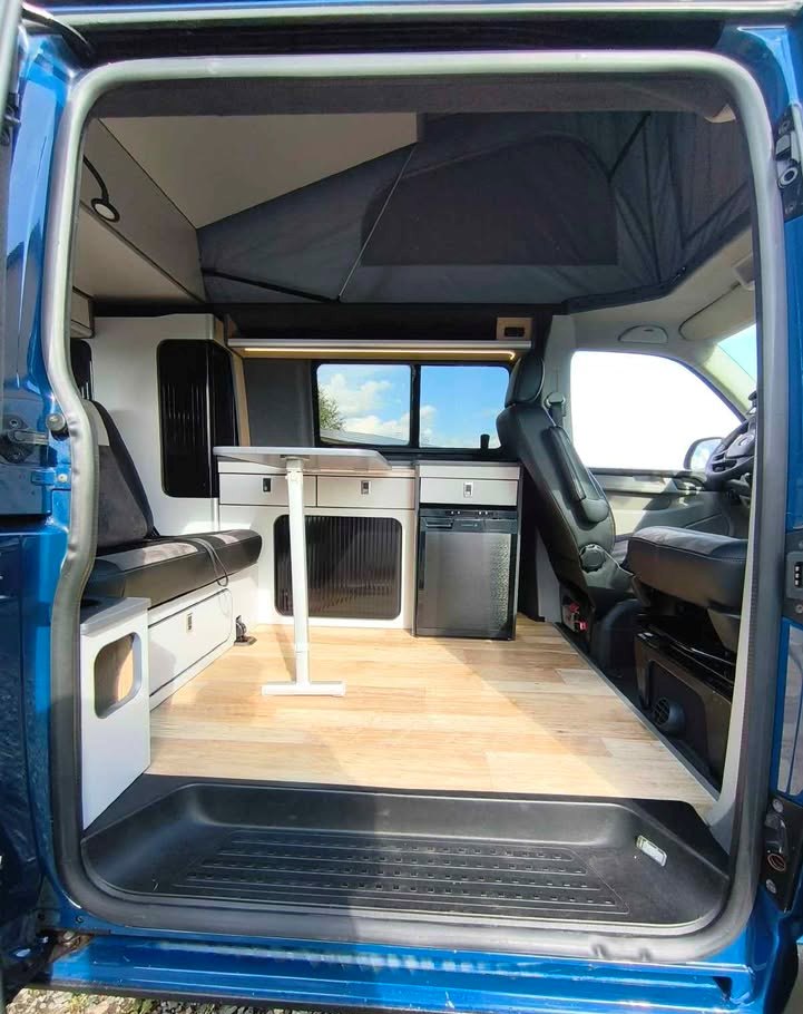 2017 VW T6 Camper — Reimo Roof | 33K Miles | 102 HP - Image 3