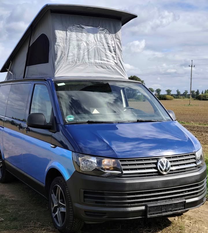 2017 VW T6 Camper — Reimo Roof | 33K Miles | 102 HP - Image 4